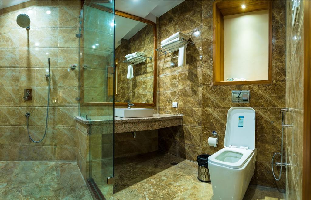 דרמסאלה Hotel Inclover-A Peaceful Retreat חדר תמונה