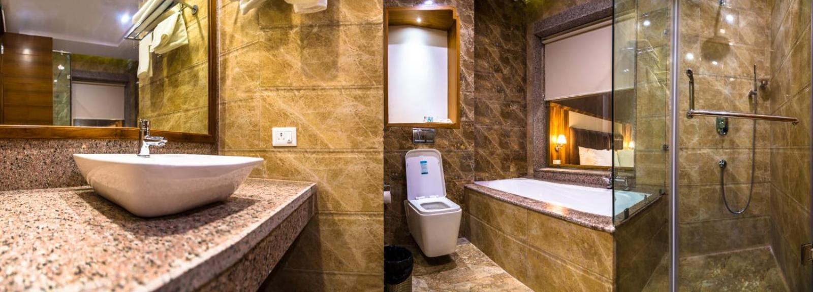 דרמסאלה Hotel Inclover-A Peaceful Retreat מראה חיצוני תמונה